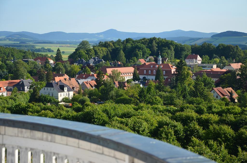 Отель Komensky Gaeste- Und Tagungshaus Herrnhut Экстерьер фото